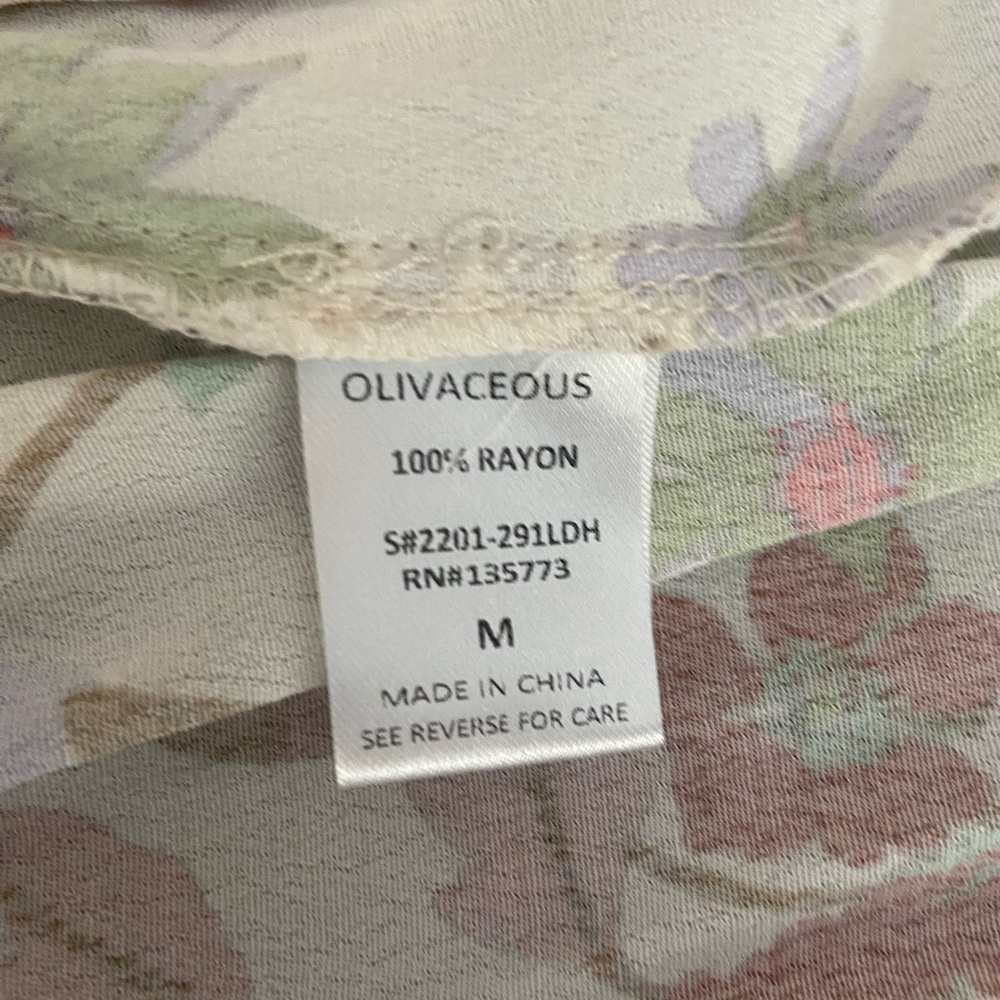 OLIVACEOUS PRINTED DRESS SIZE MEDIUM - Picture 5 of 9